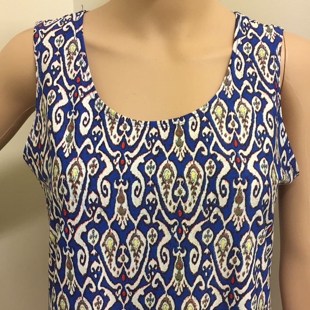 Valerie Stevens Sleeveless Top - Picture 4 of 11